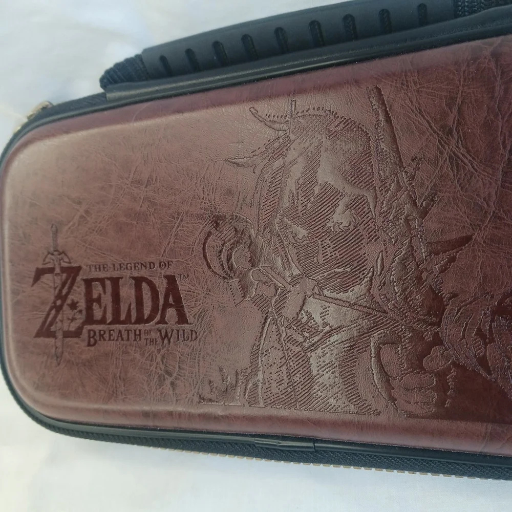 Nintendo Switch Legend of Zelda Brown Leather Carrying Case
